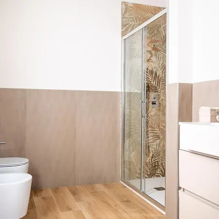 ゲストハウス Butterfly バッターリア・テルメ