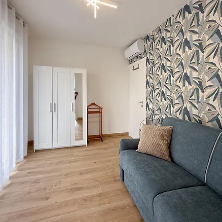 ゲストハウス Butterfly バッターリア・テルメ